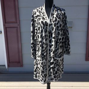 CLEARANCE SALE! 
Sparkling Animal Print Cardigan
